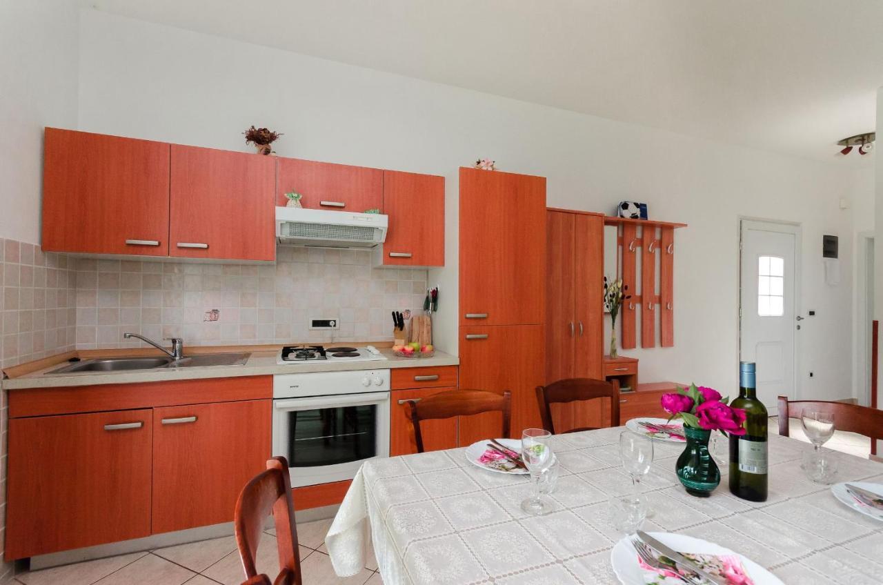 Apartments Branka Mošćenička Draga Exterior foto