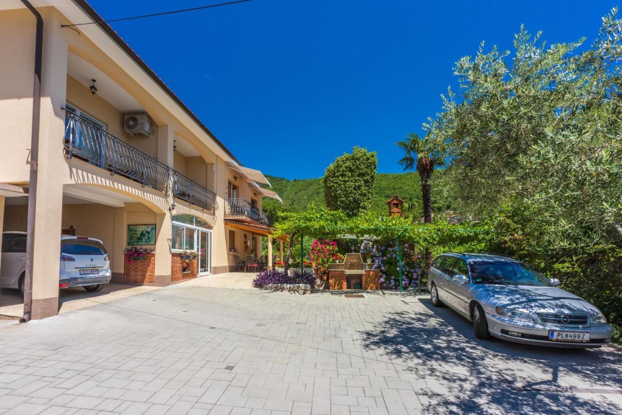 Apartments Branka Mošćenička Draga Exterior foto