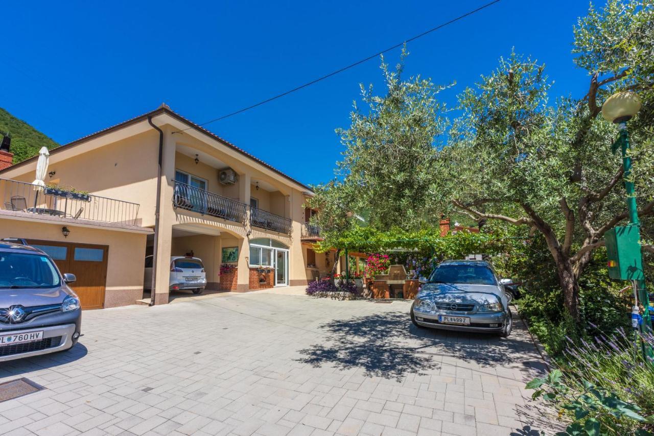 Apartments Branka Mošćenička Draga Exterior foto